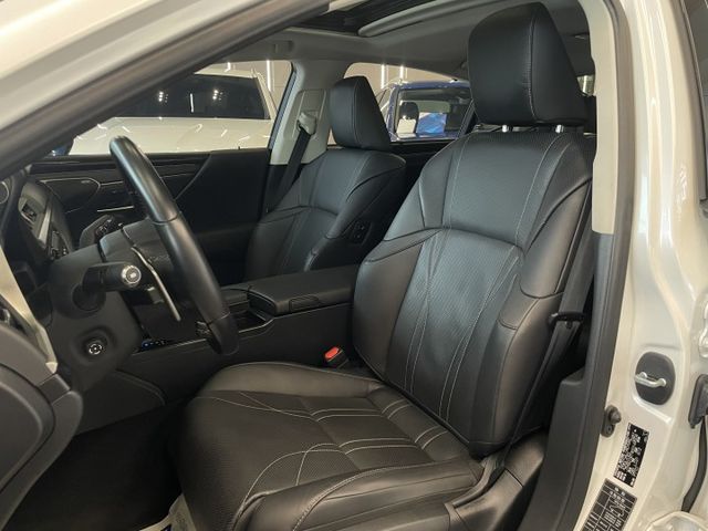 小改款/旗艦版/ACC/車偏/360/雙前電動通風加熱椅/後座電動加熱椅/方向盤加熱/電尾門/抬顯/ML音響/天窗  第6張相片