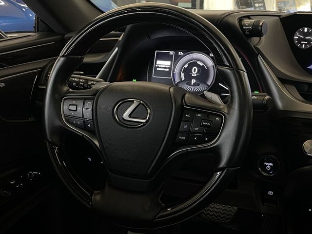 小改款/旗艦版/ACC/車偏/360/雙前電動通風加熱椅/後座電動加熱椅/方向盤加熱/電尾門/抬顯/ML音響/天窗  第14張相片