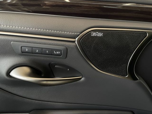 小改款/旗艦版/ACC/車偏/360/雙前電動通風加熱椅/後座電動加熱椅/方向盤加熱/電尾門/抬顯/ML音響/天窗  第18張相片