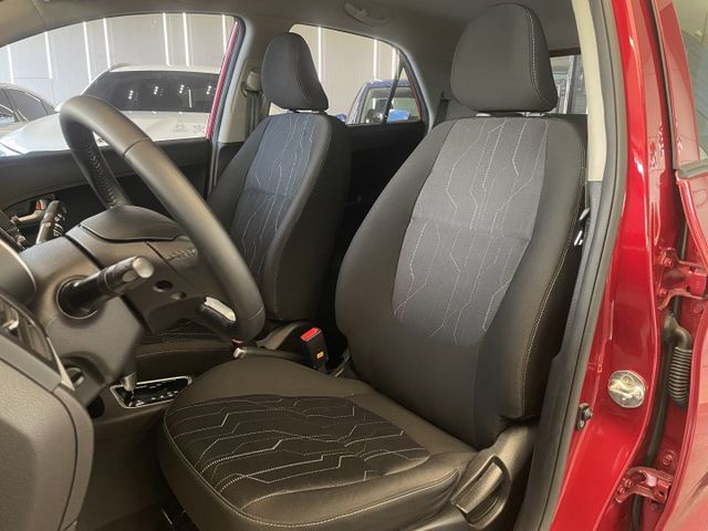 驚豔版/定速/循跡防滑/倒車顯影/電動後視鏡/內外裝狀況保持良好/優質代步小車  第6張相片