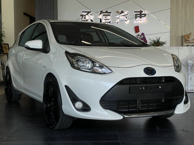 定速系統/循跡防滑/盲點偵測/倒車雷達/恆溫空調/CarPlay/摸門/超省油平均油耗26.5  第1張相片