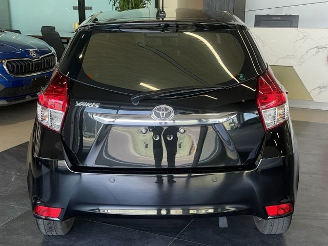 經典版/一年僅跑7800公里/倒車雷達/倒車顯影/衛星導航/後視鏡電動調整/內外裝保持狀況良好  第5張相片