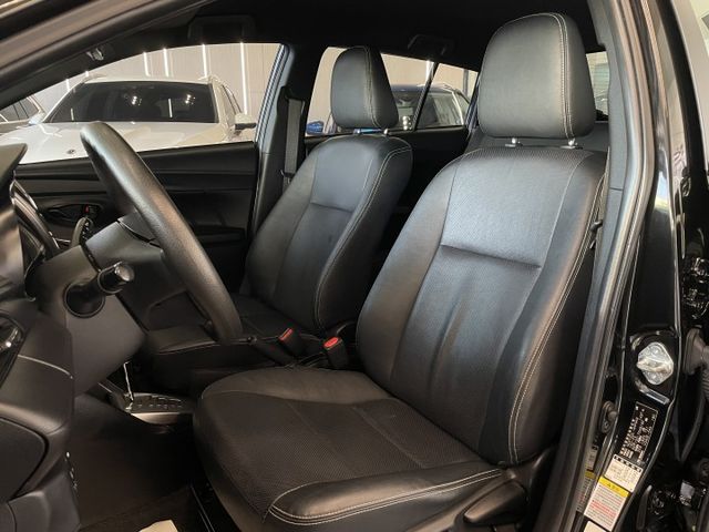 經典版/一年僅跑7800公里/倒車雷達/倒車顯影/衛星導航/後視鏡電動調整/內外裝保持狀況良好  第6張相片