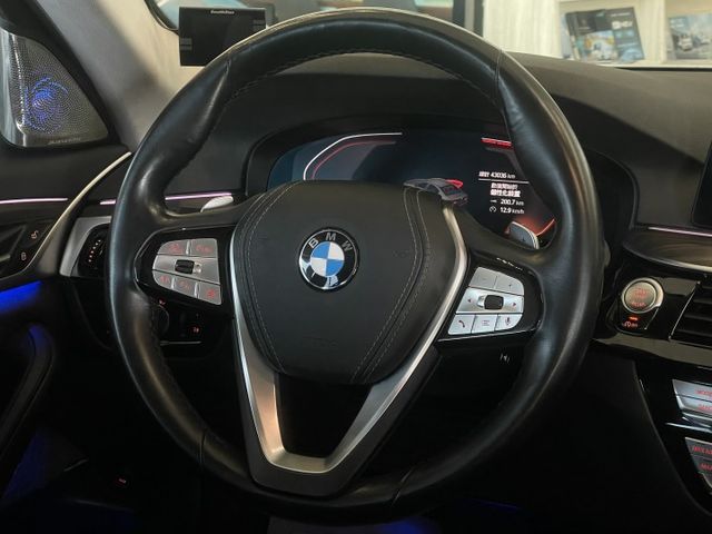 白金旗艦版/5AT駕駛輔助/環景/自動停車/抬顯/雙前電動椅(含駕駛記憶)/電尾門/B&W音響  第14張相片