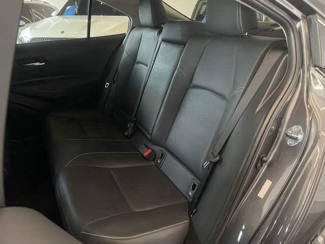 尊爵版/一年僅跑7500/ACC跟車/車偏/防滑/盲點/倒車顯影/模式切換/摸門/原廠保固  第7張相片