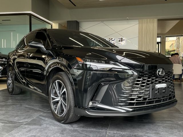 豪華版/ACC/車偏警示/360環景/雙前電動冷熱椅(駕駛記憶)/電尾門/摸門/模式切換/原廠保固  第1張相片