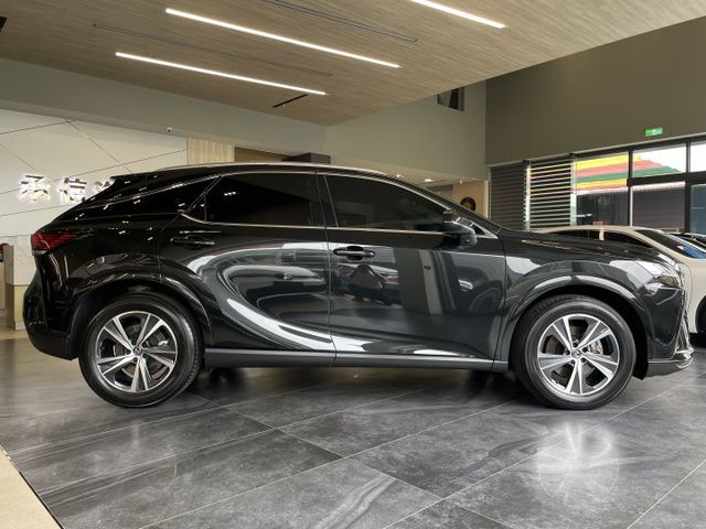 豪華版/ACC/車偏警示/360環景/雙前電動冷熱椅(駕駛記憶)/電尾門/摸門/模式切換/原廠保固  第3張相片