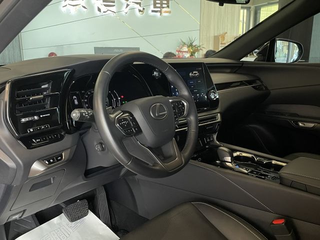 豪華版/ACC/車偏警示/360環景/雙前電動冷熱椅(駕駛記憶)/電尾門/摸門/模式切換/原廠保固  第11張相片