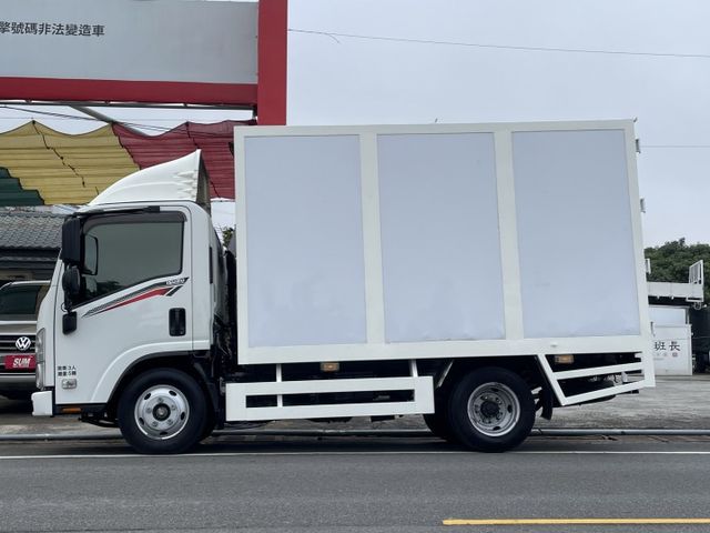 11.5呎特製車廂/手排/全車如新/車廂製作法規最長最寬最高/內高191CM，內寬203CM/  第2張相片