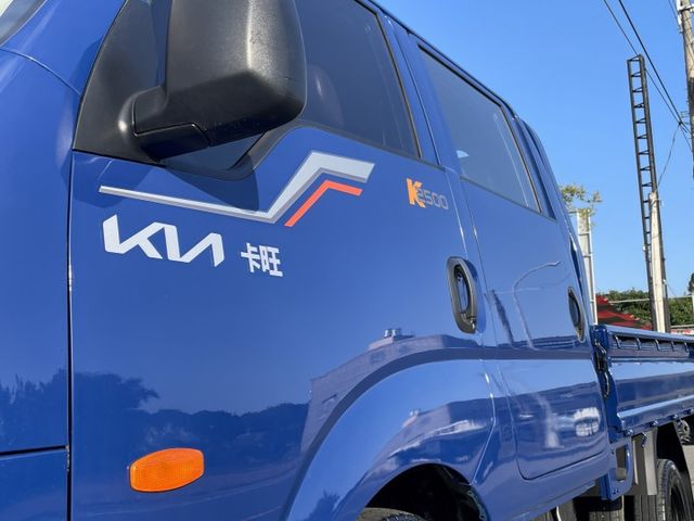 6人座雙廂/全車原鈑件/原廠檢查無待修/即日起購買贈送4路行車紀錄器  第3張相片