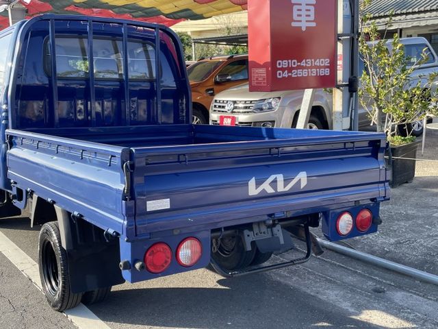 6人座雙廂/全車原鈑件/原廠檢查無待修/即日起購買贈送4路行車紀錄器  第10張相片