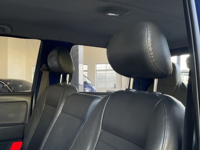 6人座雙廂/全車原鈑件/原廠檢查無待修/即日起購買贈送4路行車紀錄器  第16張相片