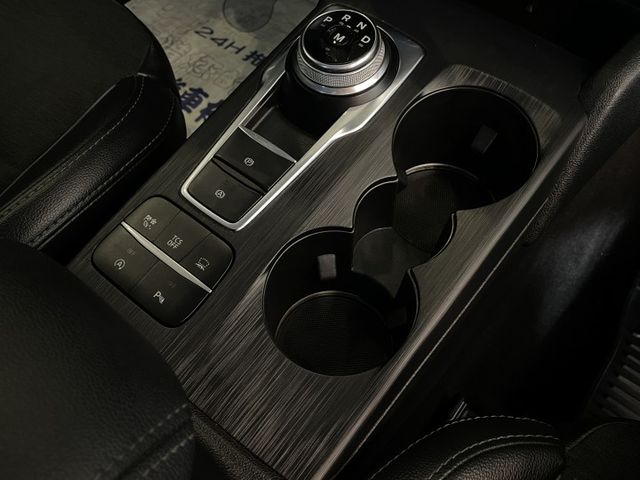 Active任性版/ACC/車偏/倒車顯影/盲點/HUD抬顯/鴐駛座電動椅/摸門/B&O音響/CarPlay  第15張相片