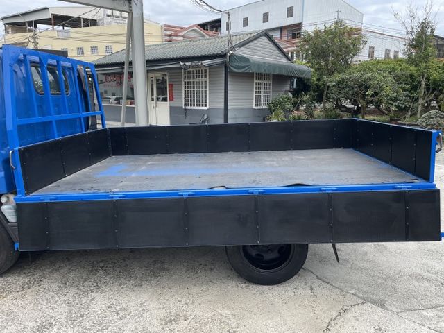 四期/10呎半/內外觀保持良好/車況漂亮無待修  第6張相片