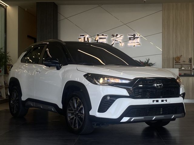 Corolla Cross 1.8 GR Sport/ 360環景/Carplay/ACC/雙前通風座椅/抬頭顯示器  第1張相片