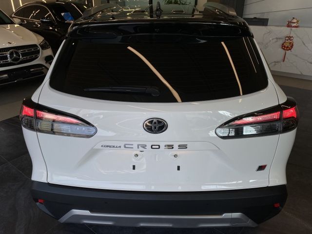 Corolla Cross 1.8 GR Sport/ 360環景/Carplay/ACC/雙前通風座椅/抬頭顯示器  第4張相片