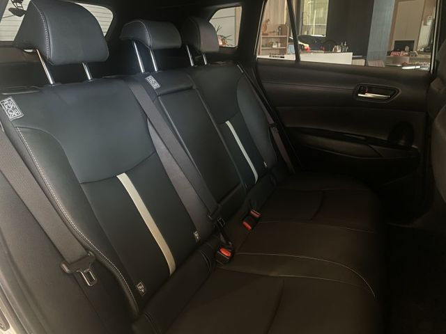 Corolla Cross 1.8 GR Sport/ 360環景/Carplay/ACC/雙前通風座椅/抬頭顯示器  第13張相片