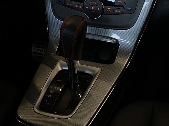 Sentra Aero 1.8 豪華版/安卓機/盲點/360環景/無線投屏/抬頭顯示器/定速/免鑰匙啟動  第18張相片