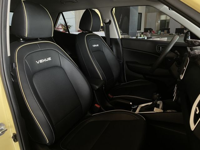 GLC稀有布丁黃/I-KEY/定速/倒車顯影/Carplay  第12張相片