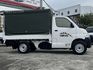 8呎木床/昇降尾門/蓬布/循跡防滑/胎壓偵測/後視鏡型倒車顯影/原廠保固  第3張縮圖