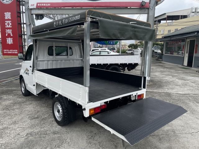 8呎木床/昇降尾門/蓬布/循跡防滑/胎壓偵測/後視鏡型倒車顯影/原廠保固  第6張相片