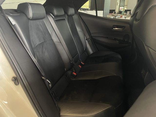 旗艦版/ACC/車偏警示/循跡防滑/360環景/盲點/抬顯/雙前加熱椅/CarPlay/模式切換  第9張相片