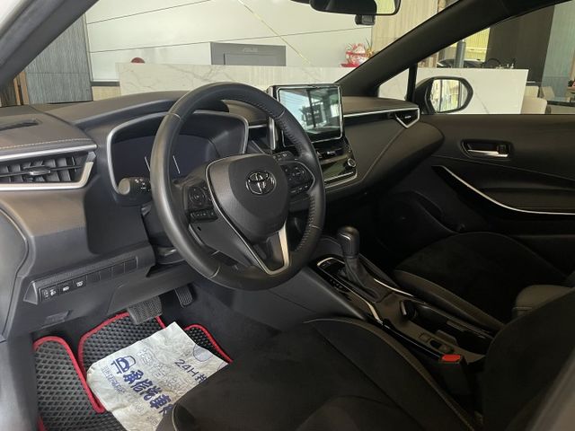 旗艦版/ACC/車偏警示/循跡防滑/360環景/盲點/抬顯/雙前加熱椅/CarPlay/模式切換  第11張相片