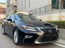 保證實車實價。/ 免鑰匙啟動 / 車道偏移警示 / 天窗 / 電動椅記憶調整  第3張縮圖