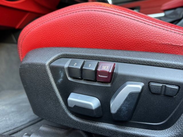 保證實車實價 / 稀有紅內裝 / 電動尾門 / 雙前電動座椅 / 導航 / 倒車顯影  第12張相片