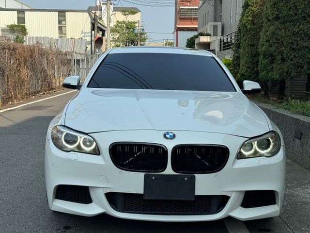 保證實車實價 / 導航 / 倒車顯影 / 換檔撥片 / 後座出風口 / 天窗  第2張相片