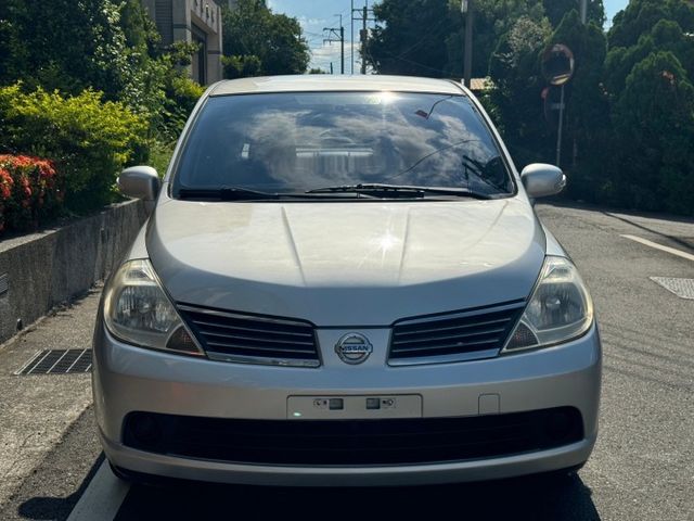 保證實車實價 / 1.6 4D / 導航 / 倒車顯影  第2張相片