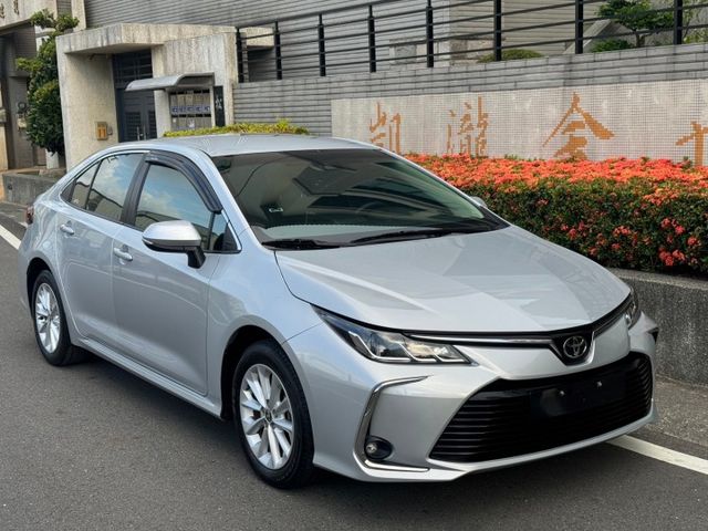 保證實車實價 / 後座出風口 / 定速 / 車道偏移警示  第3張相片