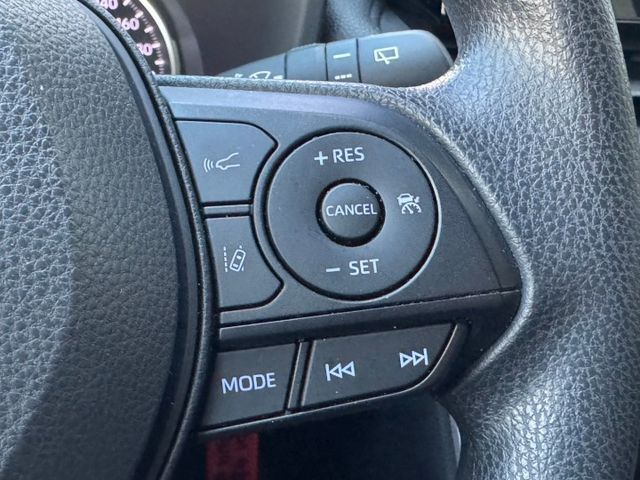 保證實車實價 / 2.0 豪華 / 車道偏移 / 定速 / 後座出風口  第6張相片
