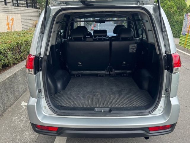 保證實車實價 / 盲點偵測 / 定速 / 後座出風口  第13張相片