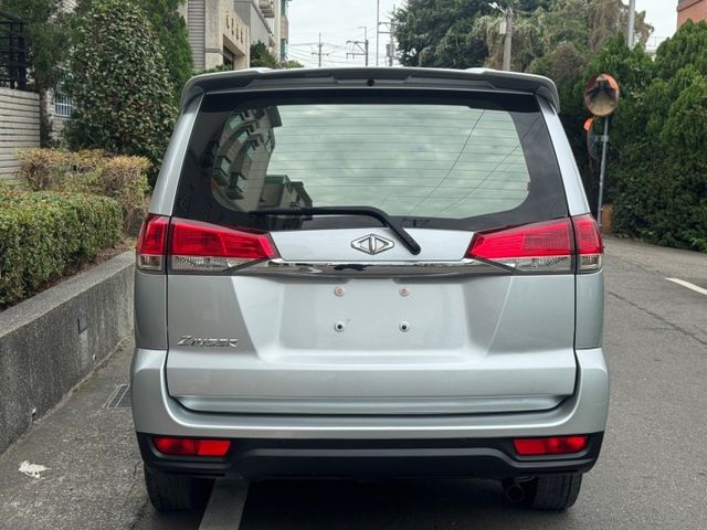 保證實車實價 / 盲點偵測 / 定速 / 後座出風口  第15張相片