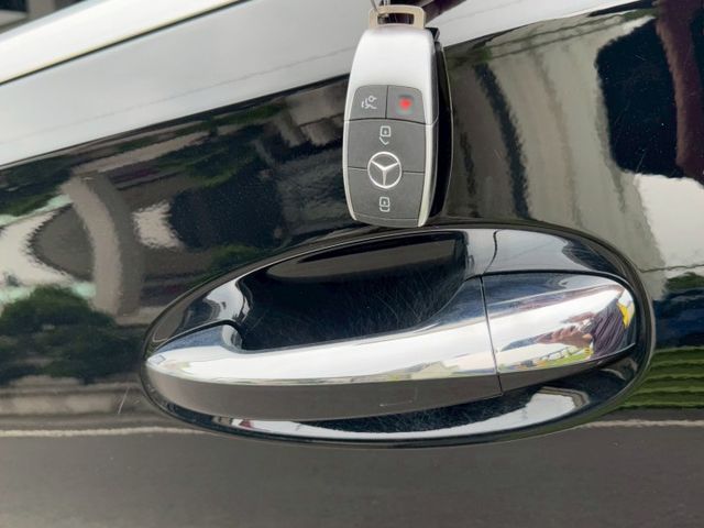 保證實車實價 / GLE350 4MATIC / 電動尾門 / 免鑰匙啟動 / 導航 / 電動座椅  第3張相片