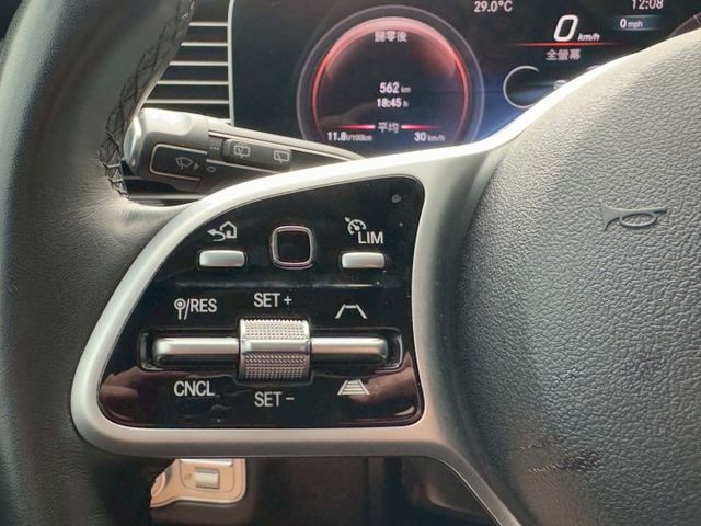 保證實車實價 / GLE350 4MATIC / 電動尾門 / 免鑰匙啟動 / 導航 / 電動座椅  第5張相片