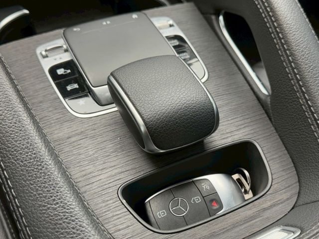 保證實車實價 / GLE350 4MATIC / 電動尾門 / 免鑰匙啟動 / 導航 / 電動座椅  第13張相片