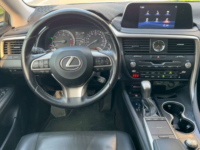 保證實車實價 / RX300 豪華版 / 盲點偵測 / 車道偏移 / 環景 / 免鑰匙啟動 / 電動尾門  第5張相片