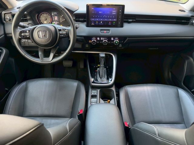 保證實車實價 / Prestige尊榮版 / 無線充電 / 電動尾門 / 倒車顯影 / 摸門解鎖 / 免鑰匙啟動  第15張相片