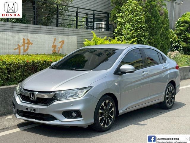 保證實車實價 / 定速 / 換檔撥片 / 倒車顯影 / 導航 / 後座出風口  第1張相片