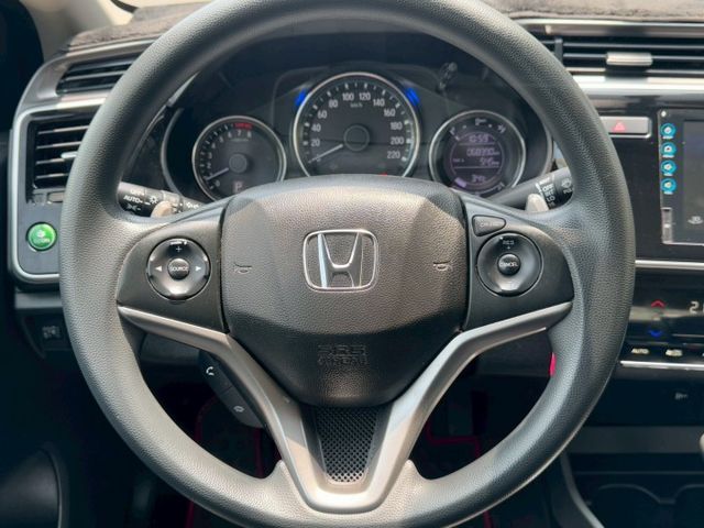 保證實車實價 / 定速 / 換檔撥片 / 倒車顯影 / 導航 / 後座出風口  第4張相片
