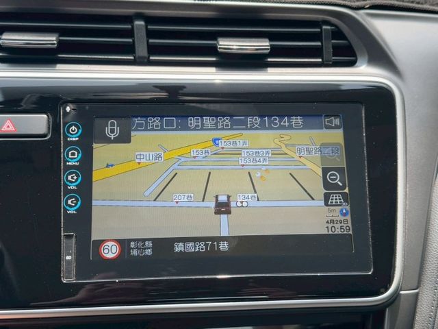 保證實車實價 / 定速 / 換檔撥片 / 倒車顯影 / 導航 / 後座出風口  第7張相片