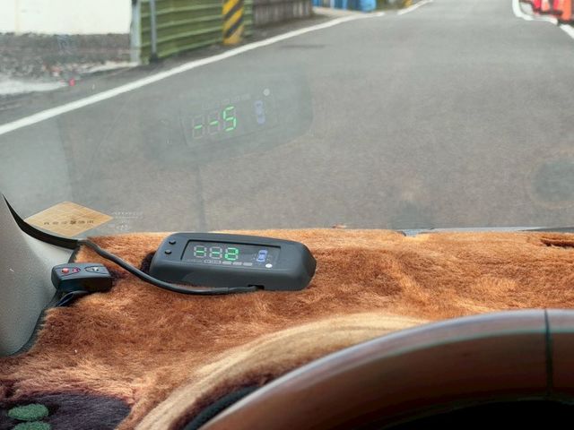 保證實車實價 / 1.8 E / 定速 / 抬頭顯示器 / 導航 / 倒車顯影  第7張相片