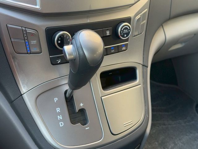 保證實車實價 / 大空間商務車 / 定速 / 導航 / 數位電視  第6張相片