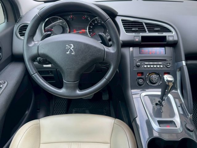 保證實車實價 / 1.6 柴油 / 定速 / 恆溫空調 / 後座出風口  第4張相片