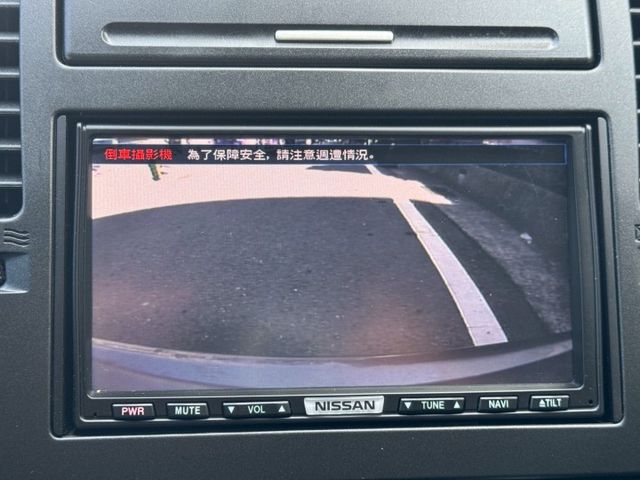 保證實車實價 / 1.8 5D / 恆溫 / 倒車顯影 / 定速  第7張相片