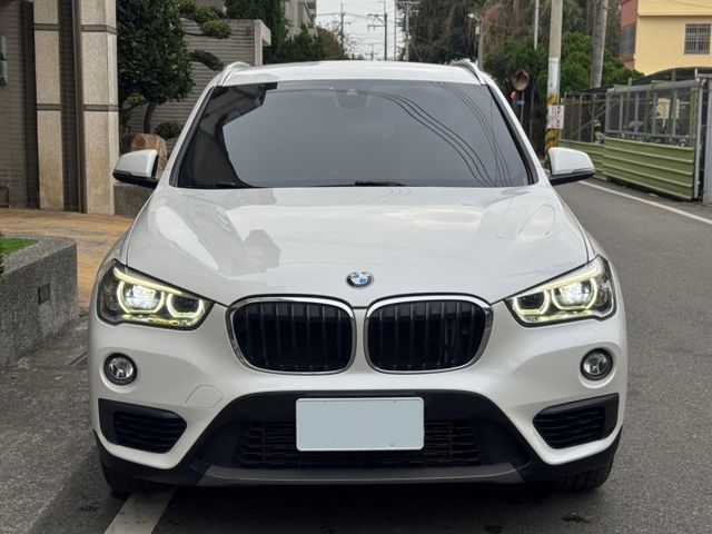 保證實車實價 / 換檔撥片 / 免鑰匙啟動 / 電動尾門 / 導航 / 倒車顯影  第2張相片