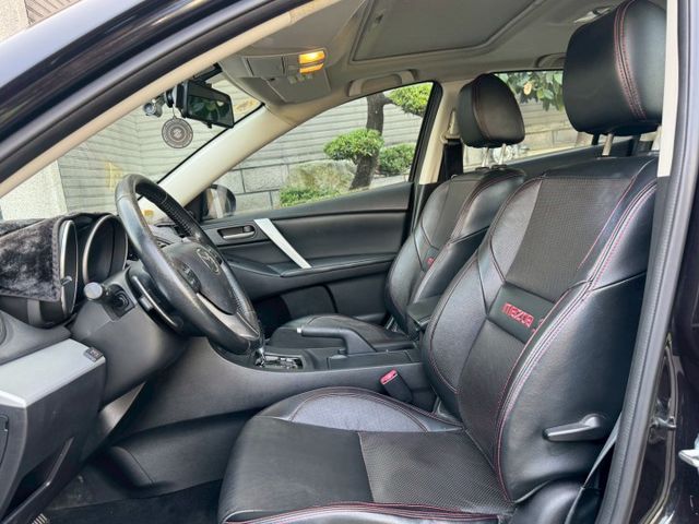 保證實車實價 / 2.0 5D / 天窗 / 摸門 / 換檔撥片 / 定速  第9張相片