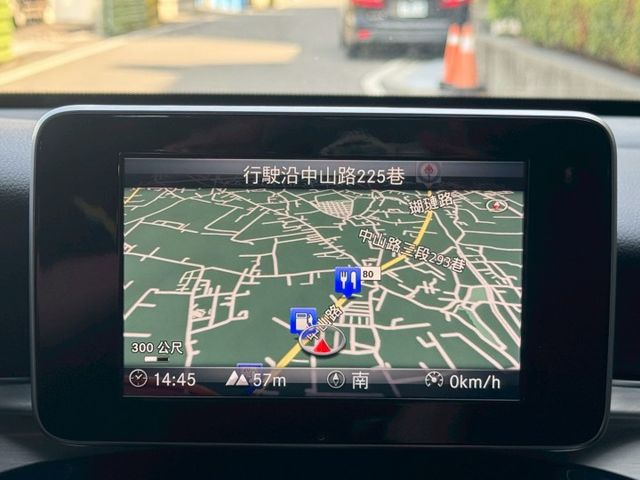 保證實車實價 / GLC250 Coupe / 四輪驅動 / 導航 / 環景影像 / 換檔撥片 / 電動尾門  第7張相片